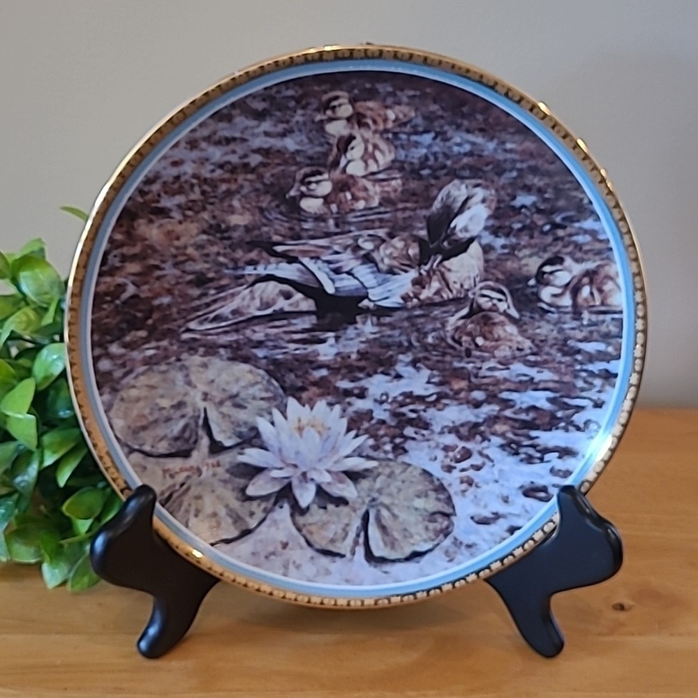 DUCKS UNLIMITED CANADA 50th Anniversary 'Wood Ducks and Water Lilies' 1987 Plate